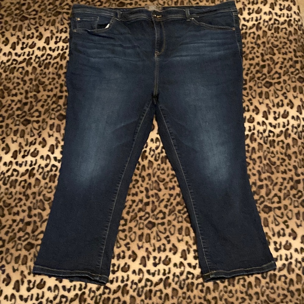 2 for $35 TORRID JEANS Women’s Size 24 TORRID Crop Midfit Super Skinny Super